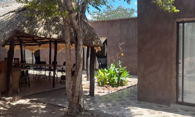 Dete House | Experience Hwange National Park Guest House - Rated 10/10
