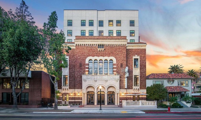 Midtown Sacramento Hotel | Discover Hyatt House Sacramento-Midtown: Pet-Friendly Retreat