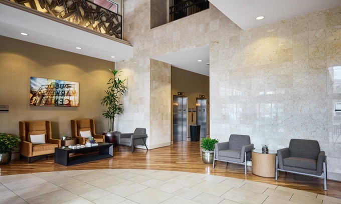 Lake Hills Hotel | Inviting Hyatt House Seattle/Bellevue with Pool & Spa