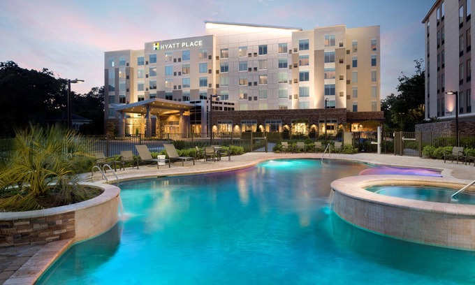 Biloxi Hotel | Discover Hyatt Place Biloxi: Pool, Spa & Family-Friendly Fun