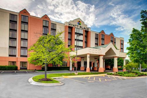 Florence Hotel | Pet-Friendly Hyatt Place Cincinnati Airport with Pool Access