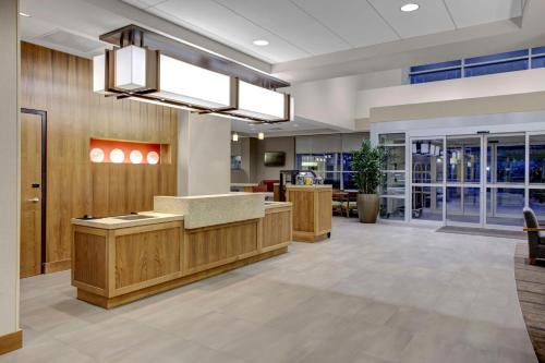 Columbus Hotel | Discover Hyatt Place Columbus: Pet-Friendly with Ocean Views