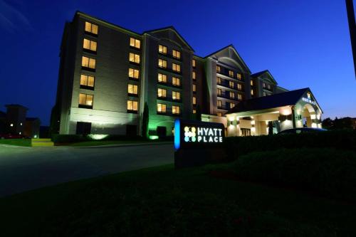 Las Colinas Hotel | Pet-Friendly Hyatt Place Dallas Las Colinas with Pool & Dining