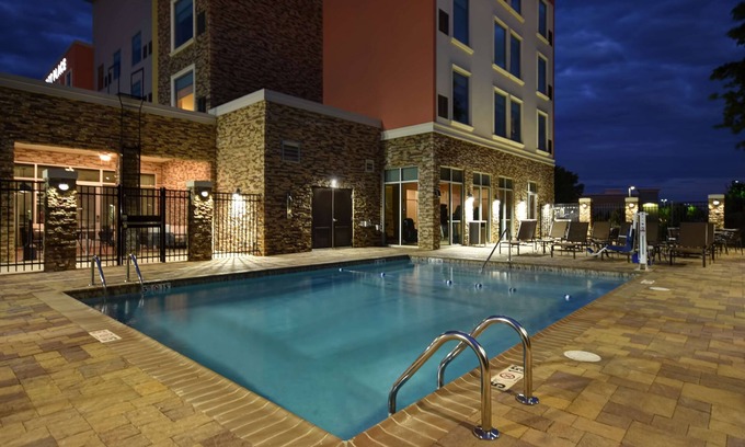 Huntsville Hotel | Explore Hyatt Place Huntsville: Family-Friendly Comfort