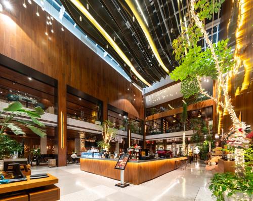 Lanshan District Hotel | Discover Hyatt Place Linyi People Square - 4-Star Comfort & Family-Friendly Amenities