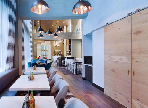 Hunters Point Hotel | Discover Hyatt Place Long Island City: Pet-Friendly Retreat