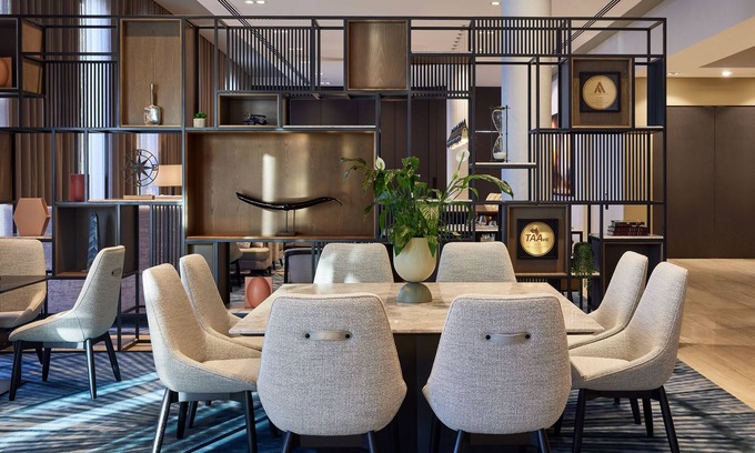 Essendon Fields Hotel | Eco-Friendly Hyatt Place Melbourne: 4-Star Comfort Awaits
