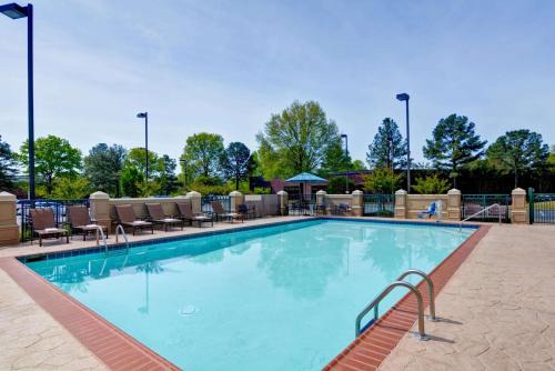 Ellendale Hotel | Pet-Friendly Retreat at Hyatt Place Memphis Wolfchase