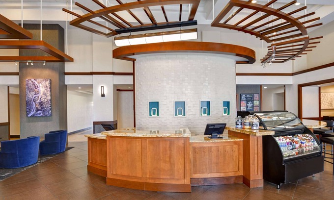 Ellendale Hotel | Discover Hyatt Place Memphis with Pool & Family Amenities