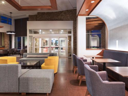 Mishawaka Hotel | Pet-Friendly Hyatt Place South Bend/Mishawaka with Pool