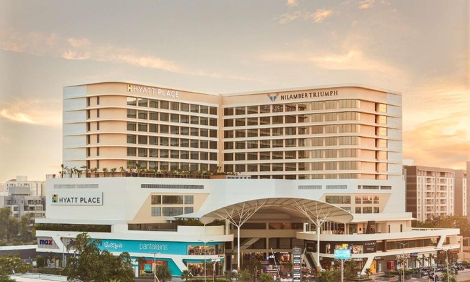 Vadodara Hotel | Discover Hyatt Place Vadodara: 5-Star Stay with Pool & Ocean Views