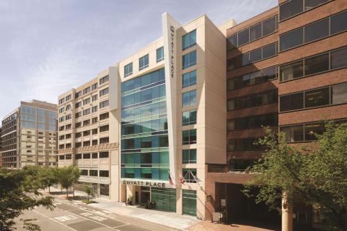 West End Hotel | Pet-Friendly Retreat: Hyatt Place Washington DC/Georgetown