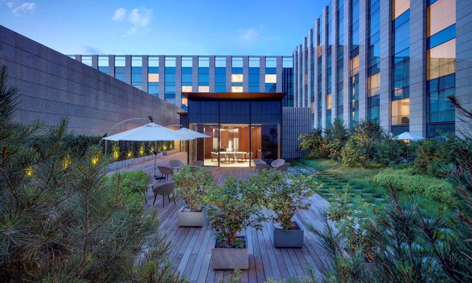 Wangjing Hotel | Experience Hyatt Regency Beijing Wangjing: 5-Star Comfort Awaits