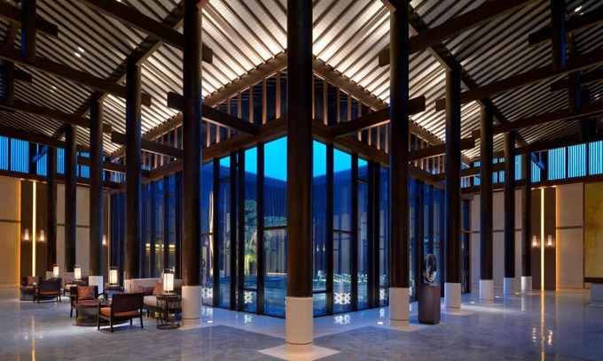 Shanghai Hotel | Elegant Hyatt Regency Chongming: Pet-Friendly Retreat