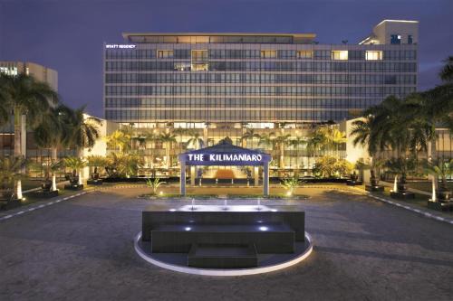 Kivukoni Hotel | Elegant Hyatt Regency Dar es Salaam with Pool and Spa