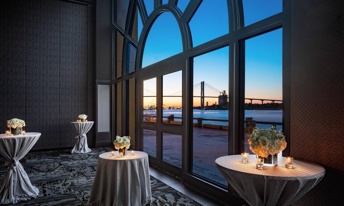 Historic District - North Hotel | Discover Hyatt Regency Savannah: 4-Star Retreat with Pool