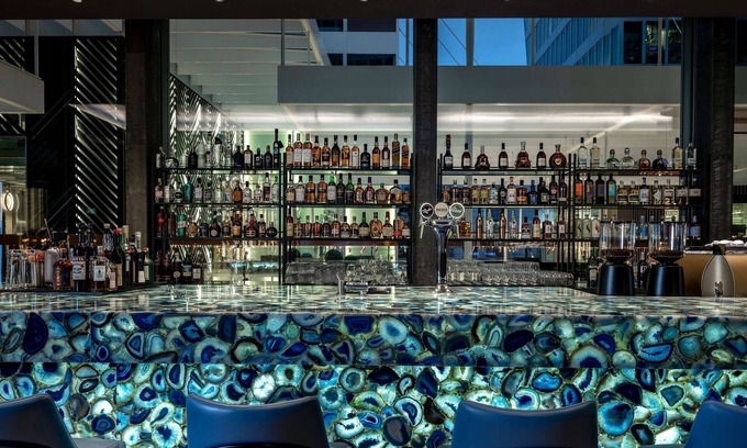 Kloten Hotel | Discover Hyatt Regency Zurich Airport: 4-Star Comfort & Amenities