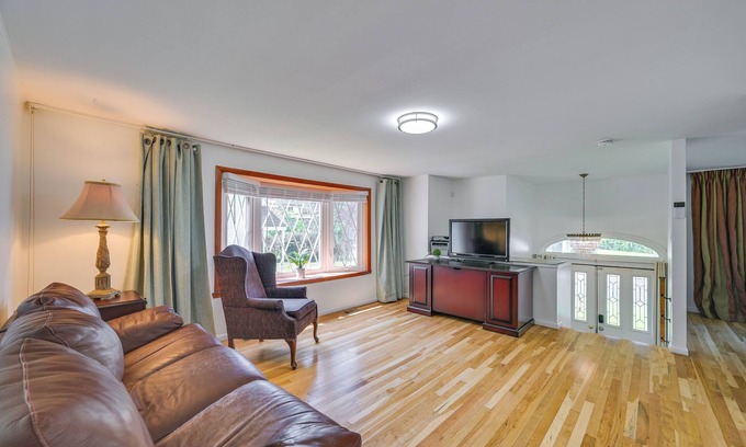 Hyde Park House | Hyde Park Getaway Near Boston with Spa and Breakfast!