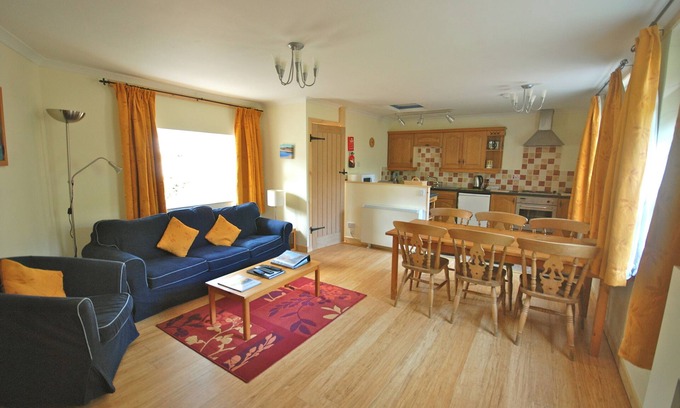 Taynuilt Cottage | Hydrangea Cottage: Modern 1750s Stone Retreat with Ocean View