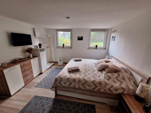 Warstein Apartment | Relax at Hygge Apartment with Oceanfront Views