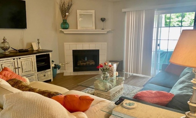Charleston House | Cozy Charleston Townhome Steps from Folly Beach and Downtown
