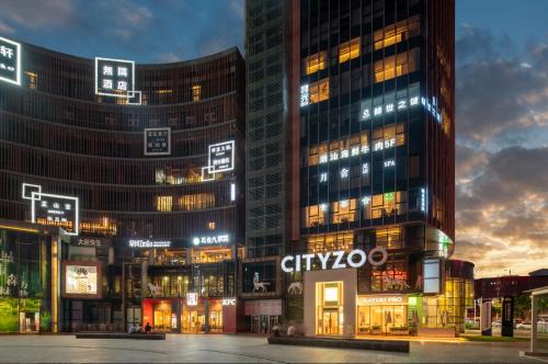 Chongqing Hotel | Discover Xunguang Hotel - Guest Rated 10/10 in Chongqing