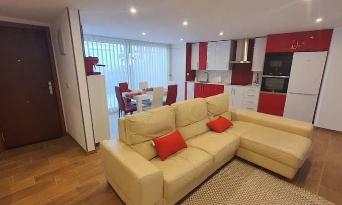 Mino Apartment | Discover HyP - A Casa da Fina: Family-Friendly Retreat