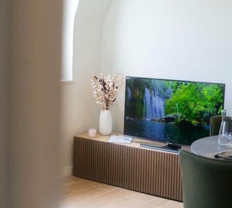 Toulouse City-Centre Apartment | Tranquil Stay in Hypercentre: Child-Friendly Accommodation