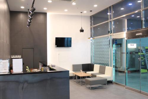 Gwanghui-dong Apartment | Hyundai Residence: Family-Friendly Stay with Great Amenities