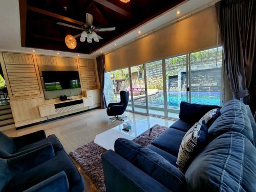 Takhian Tia Villa | Prime Pool Villa in Pattaya - Guest Rated 9.5/10