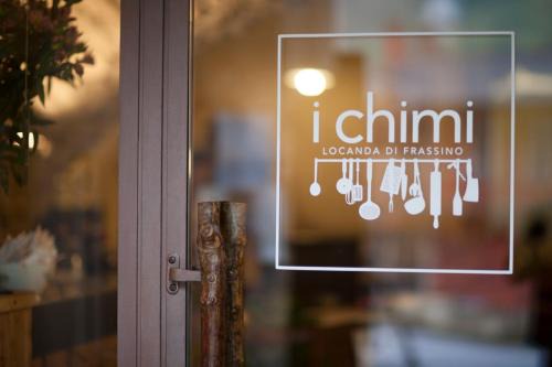 Frassino Hotel | Guest Favorite: I Chimi Locanda di Frassino Awaits You