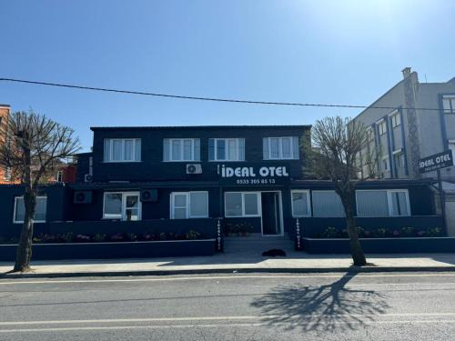 Karaburun Koyu Hotel | Cozy İdeal Butik Otel: Pet-Friendly with Ocean Views