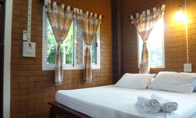 Nakhon Nayok Hotel | Relax at I Din Lake View Resort Nakhon Nayok with Breakfast