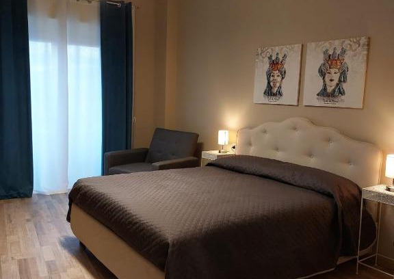 Porticato Apartment | Budget-Friendly Family Stay at I Due Mori Hotel
