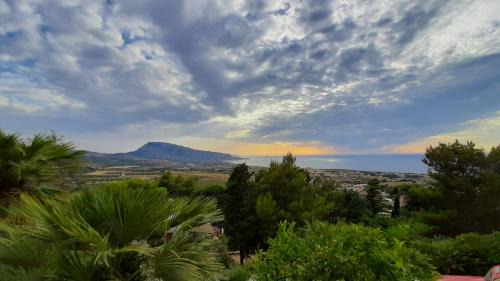 Custonaci House | Family-Friendly Stay at I FIORI DI LEA - Guest Rated 10/10