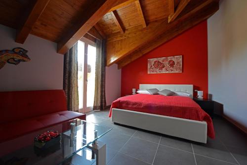 Ferno Bed & Breakfast | Pet-Friendly I Fiori di Malpensa: Great for Families & Kids