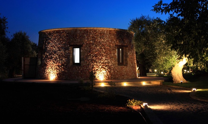 Casarano Villa | Relax at I FURNEDDHRI - Trullo "Pino" with Ocean Views
