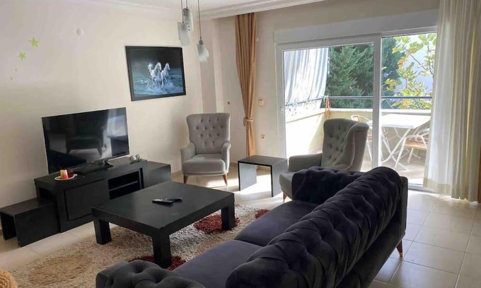 Seki Apartment | Cozy Apartment with Pool Access and Pet-Friendly Stays
