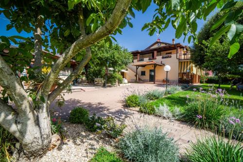 San Felice Circeo Bed & Breakfast | Discover I Lecci Guesthouse: Oceanfront Retreat with Spa