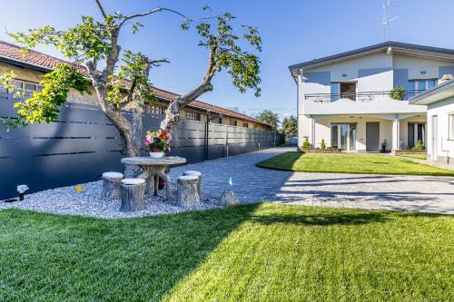 Lonate Pozzolo Bed & Breakfast | I'M b&b