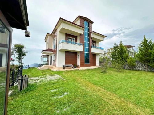 Trabzon Villa | Impeccable İma Deluxe Villa: Pet & Child Friendly Retreat