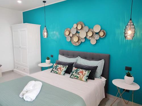 Brucoli House | Idyllic I Mori di Brucoli: 4-Star Oceanfront Retreat