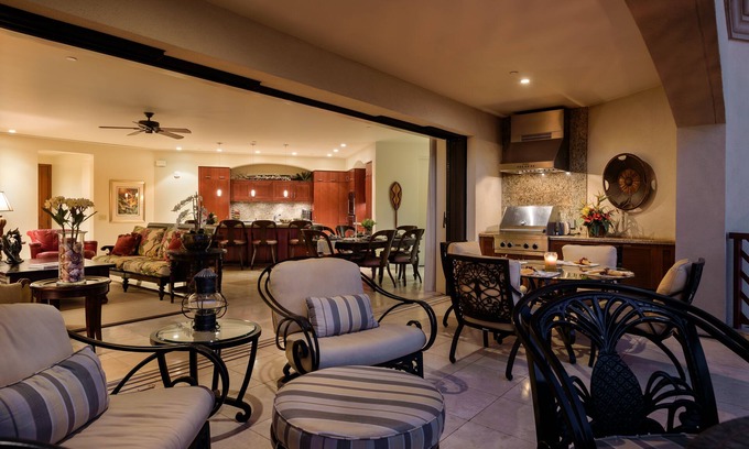 Wailea Villa | Elegant Penthouse K108: Oceanfront Retreat with Spa & Pool
