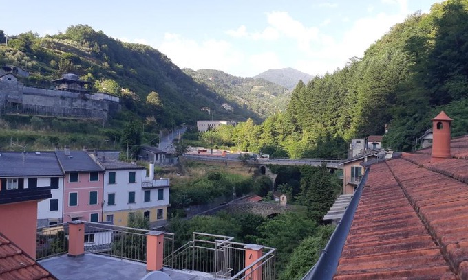 Mezzanego Apartment | Pet-Friendly I Tre Ponti: Rated 8.8/10 for Families