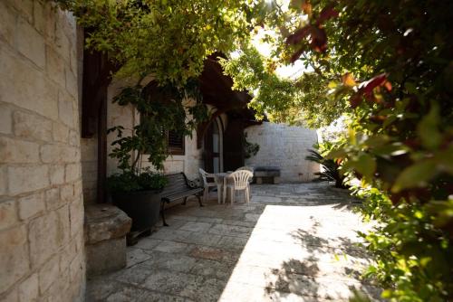 Locorotondo House | Pet-Friendly Getaway at I Trulli Di Badi - 10/10 Rated!