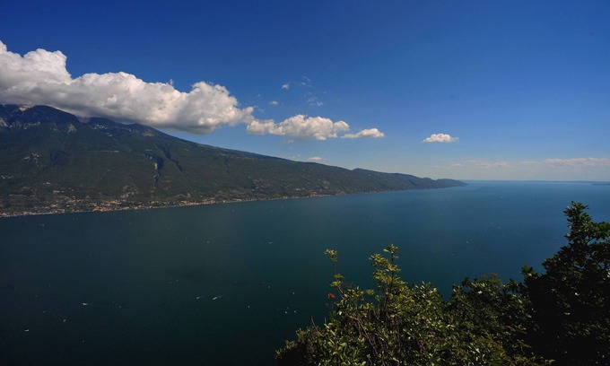 Gardola Apartment | Lake View Retreat at I Velieri Rebomaholidays - Rated 9.6