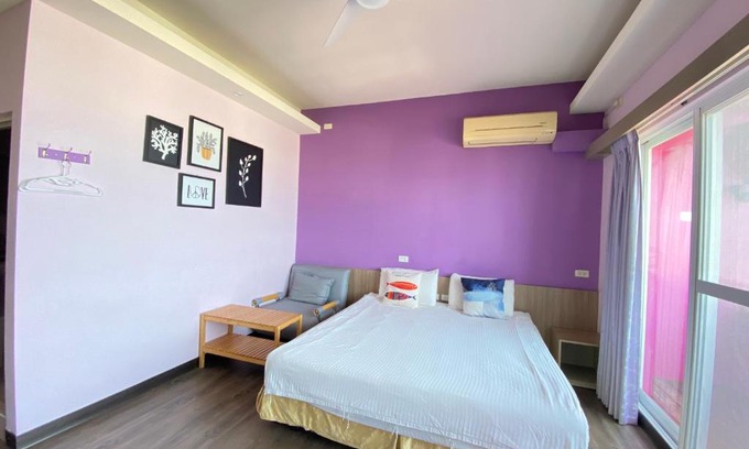 Xiaoliuqiu Bed & Breakfast | Book Your Oceanfront Stay at I WoW - Guest Rated 9/10