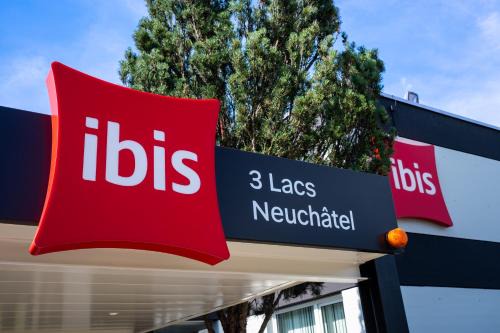 Thielle-Wavre Hotel | Oceanfront Comfort at ibis 3 Lacs Neuchâtel