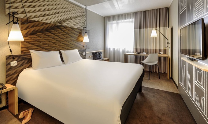 Aachen Hotel | Discover ibis Aachen Marschiertor with Spa & Family Amenities
