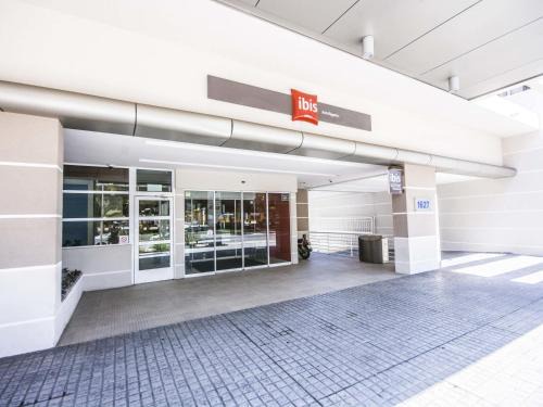 Antofagasta Hotel | Pet-Friendly ibis Antofagasta with Ocean View & Breakfast